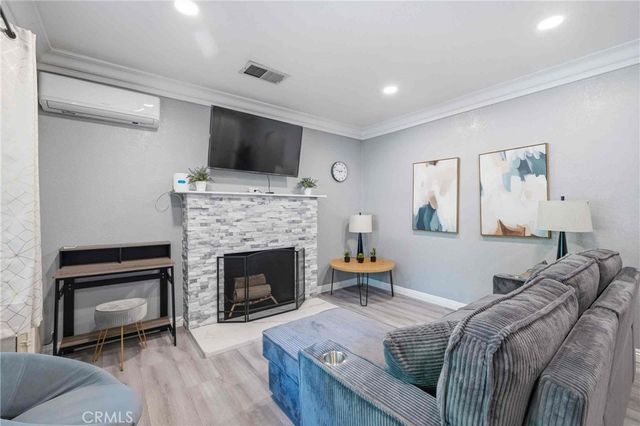 1369 S Euclid Avenue, Ontario, CA 91762