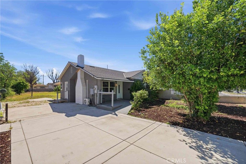 1369 S Euclid Avenue, Ontario, CA 91762