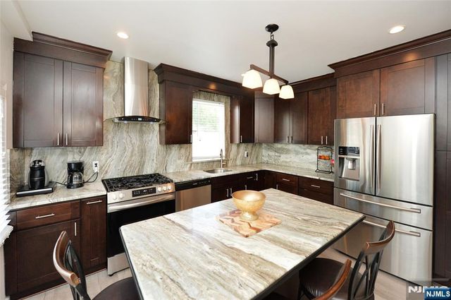 59 Hahn Avenue, Rochelle Park, NJ 07662
