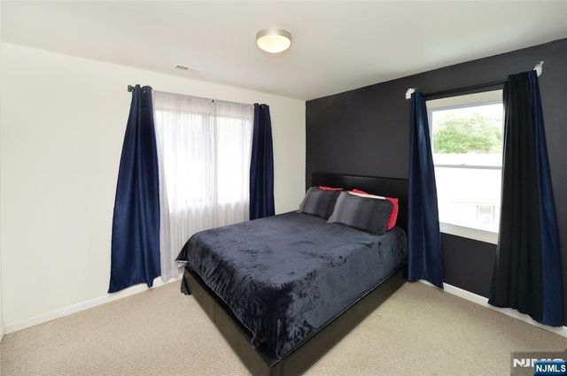 59 Hahn Avenue, Rochelle Park, NJ 07662