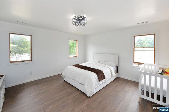 59 Hahn Avenue, Rochelle Park, NJ 07662