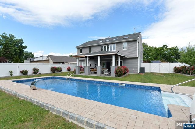 59 Hahn Avenue, Rochelle Park, NJ 07662