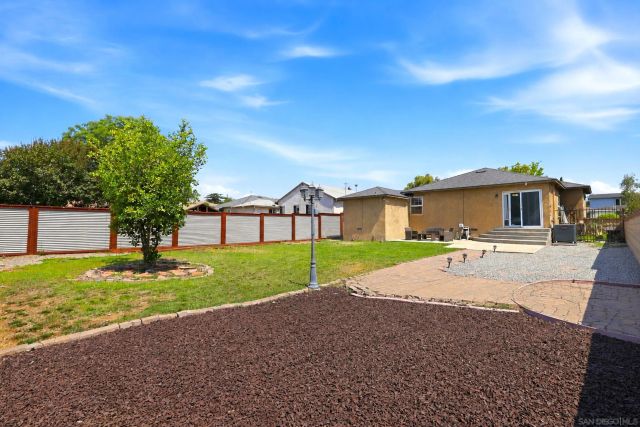 760 E J, Ontario, CA 91764