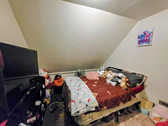 2618 N 17th STREET, Milwaukee, WI 53206