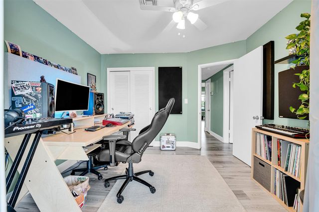 931 SE 9 17, Pompano Beach, FL 33060