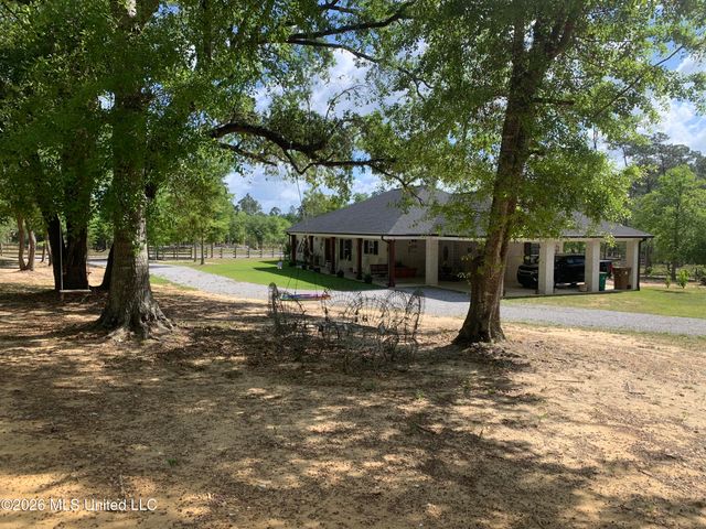 28385 16 Section Road, Pass Christian, MS 39571