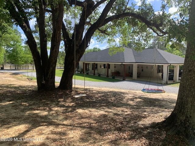 28385 16 Section Road, Pass Christian, MS 39571