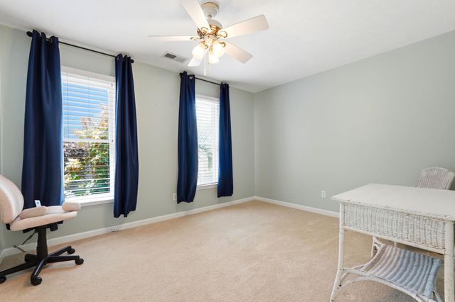 906 Tiffany Ln., North Myrtle Beach, SC 29582