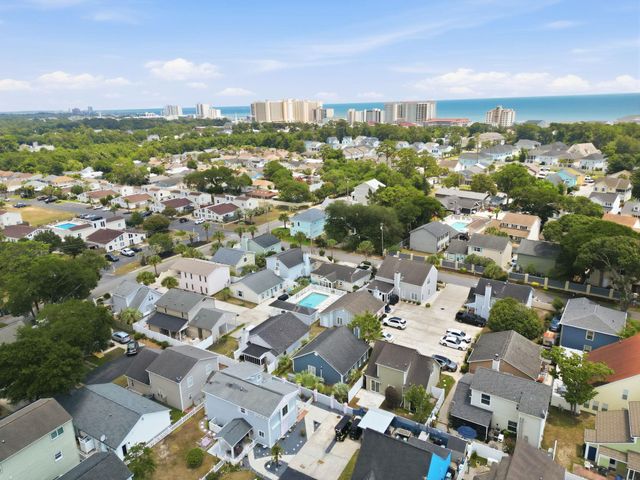 906 Tiffany Ln., North Myrtle Beach, SC 29582