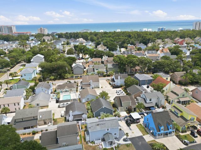906 Tiffany Ln., North Myrtle Beach, SC 29582
