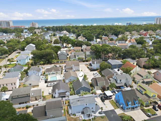 906 Tiffany Ln., North Myrtle Beach, SC 29582