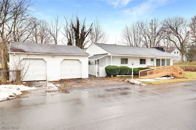 1338 Oak Avenue, Barberton, OH 44203