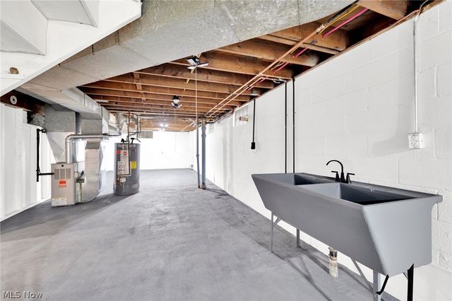 1338 Oak Avenue, Barberton, OH 44203