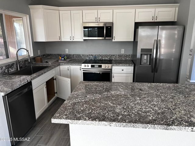 1177 W Wild Dune Lane, Oro Valley, AZ 85737