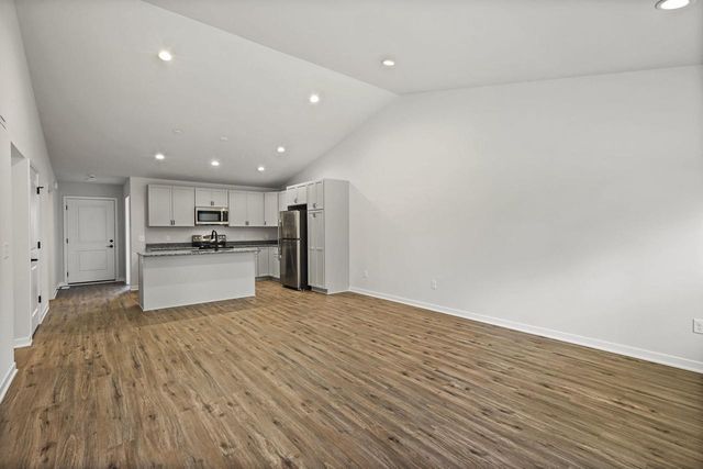 400 Orchid Avenue, Stoughton, WI 53589