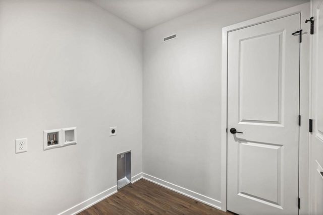 400 Orchid Avenue, Stoughton, WI 53589