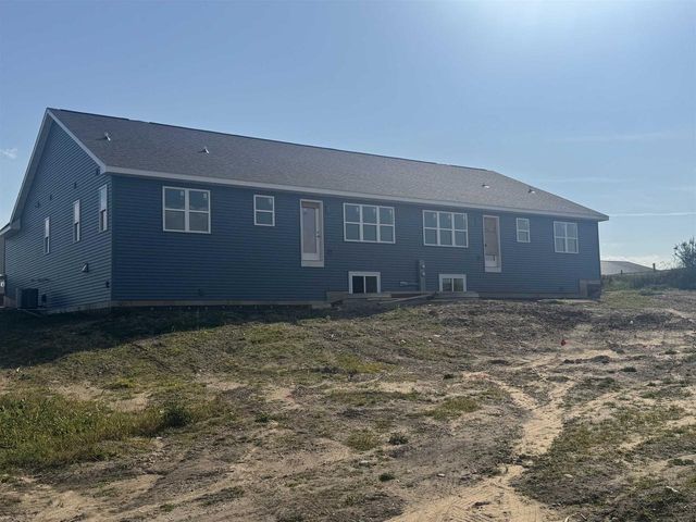 400 Orchid Avenue, Stoughton, WI 53589