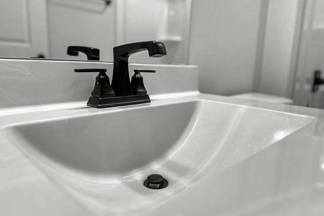 400 Orchid Avenue, Stoughton, WI 53589