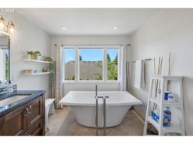 13709 Ne 47TH Ave, Vancouver, WA 98686