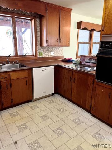 12156 Liberia Road, Marilla, NY 14052