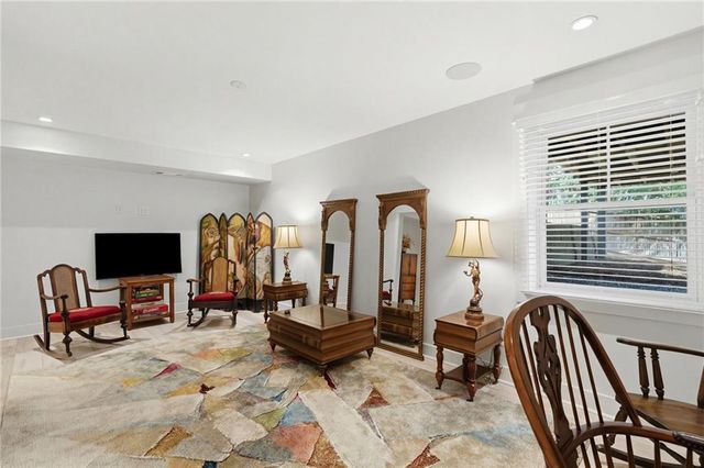 1943 Sunbury Place NW, Atlanta, GA 30318