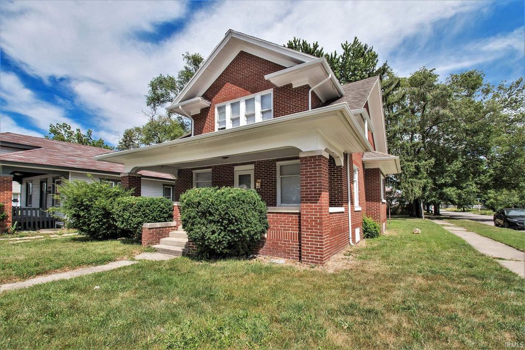 802 N Olive Street, South Bend, IN 46628