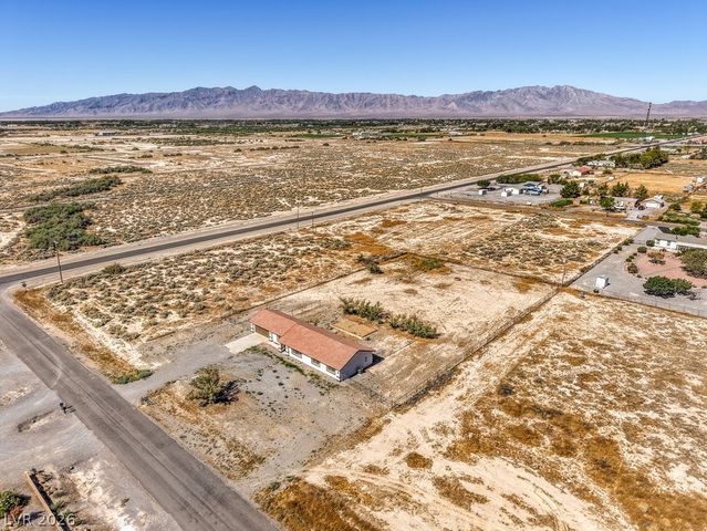 3950 South Rainbow Avenue, Pahrump, NV 89048