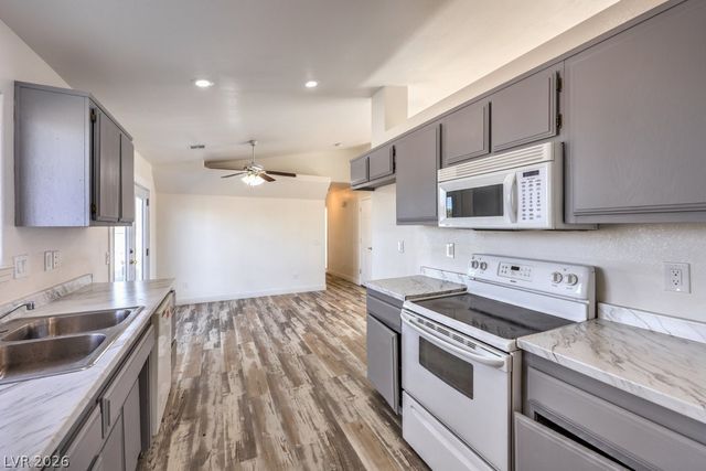 3950 South Rainbow Avenue, Pahrump, NV 89048