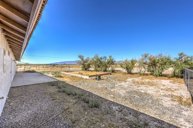 3950 South Rainbow Avenue, Pahrump, NV 89048