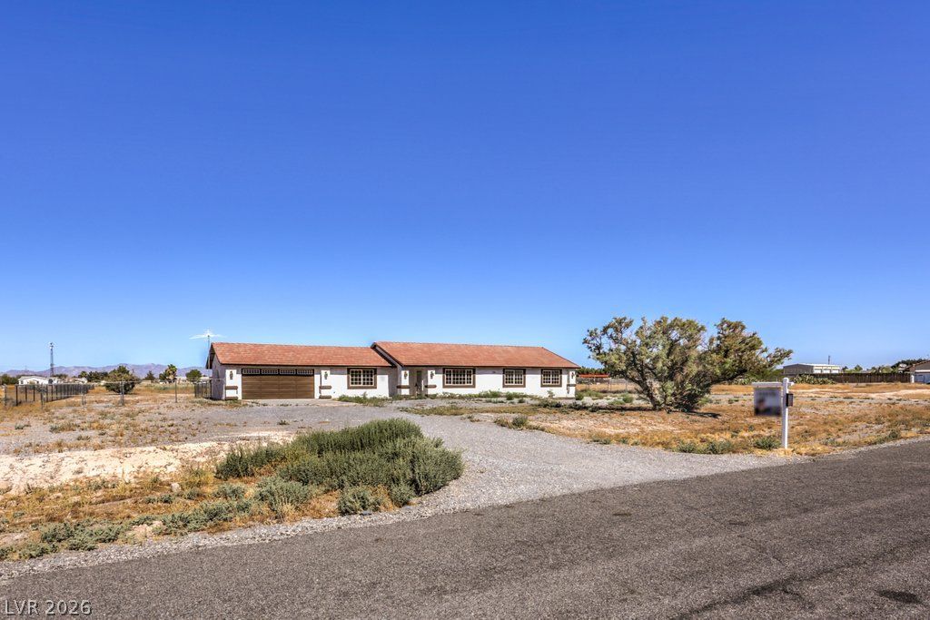 3950 South Rainbow Avenue, Pahrump, NV 89048