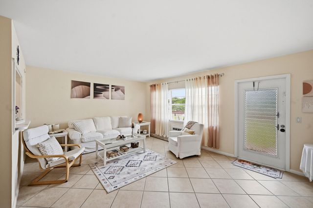 314 Brighton H, Boca Raton, FL 33434