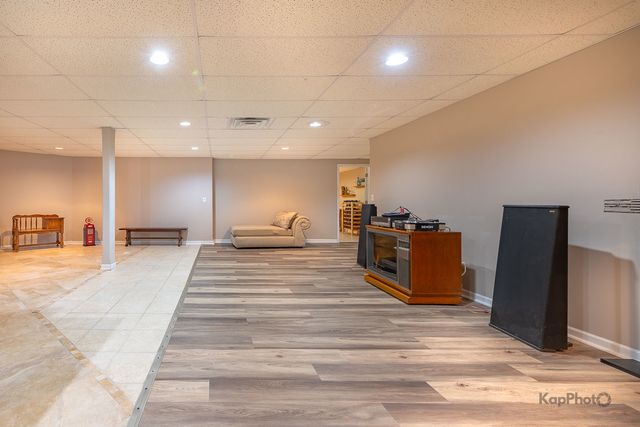 15120 Alpine Drive, Orland Park, IL 60467