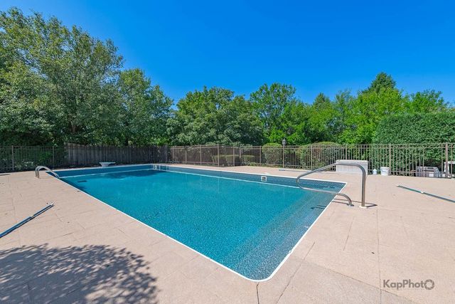 15120 Alpine Drive, Orland Park, IL 60467