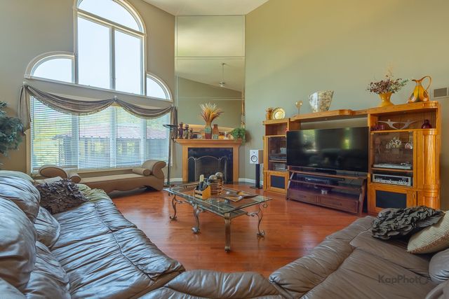 15120 Alpine Drive, Orland Park, IL 60467
