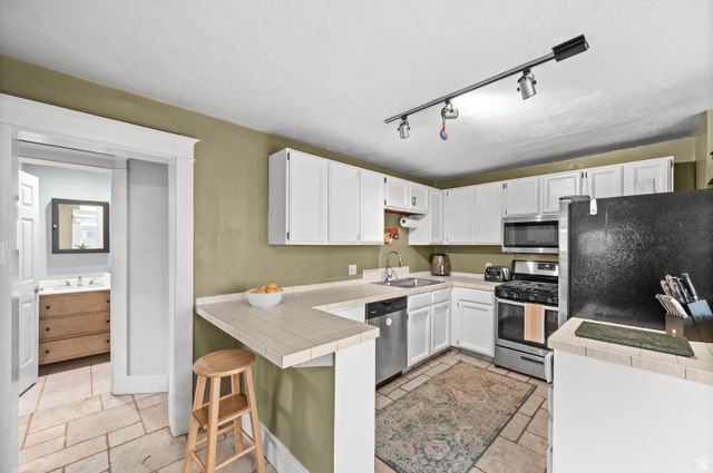 354 S 900 E, Salt Lake City, UT 84102