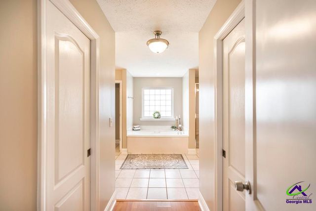 327 Audrey Way, Kathleen, GA 31047