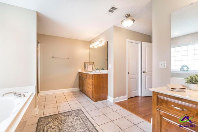 327 Audrey Way, Kathleen, GA 31047