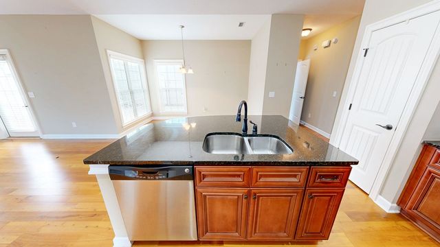 312-4 Hidden Creek Circle, Dothan, AL 36301