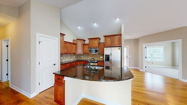 312-4 Hidden Creek Circle, Dothan, AL 36301