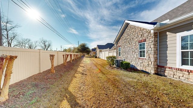 312-4 Hidden Creek Circle, Dothan, AL 36301