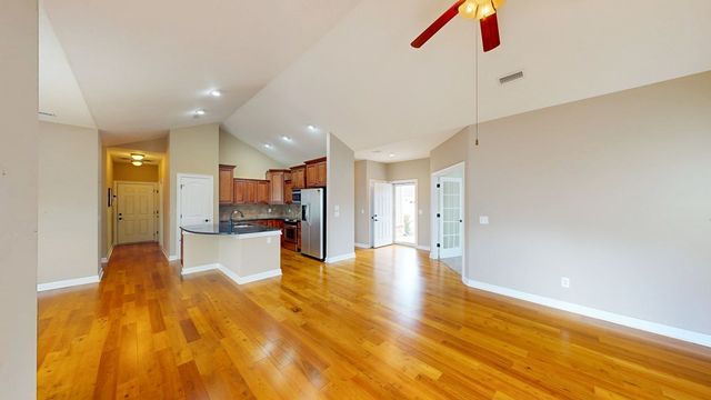 312-4 Hidden Creek Circle, Dothan, AL 36301