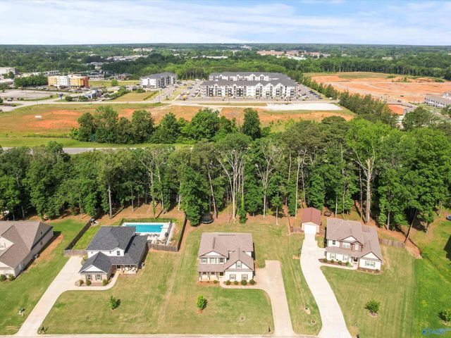 190 Summit Lakes Drive, Athens, AL 35613
