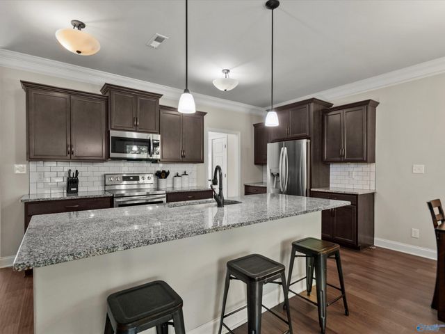 190 Summit Lakes Drive, Athens, AL 35613