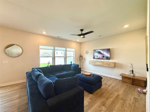 2654 Wood Valley Road, Winston-salem, NC 27106