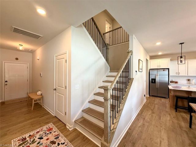 2654 Wood Valley Road, Winston-salem, NC 27106