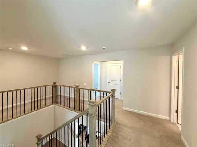 2654 Wood Valley Road, Winston-salem, NC 27106