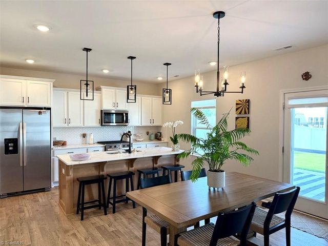 2654 Wood Valley Road, Winston-salem, NC 27106