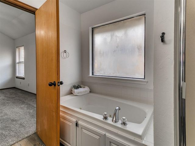 4108 Thorn Burn Place, Oklahoma City, OK 73179