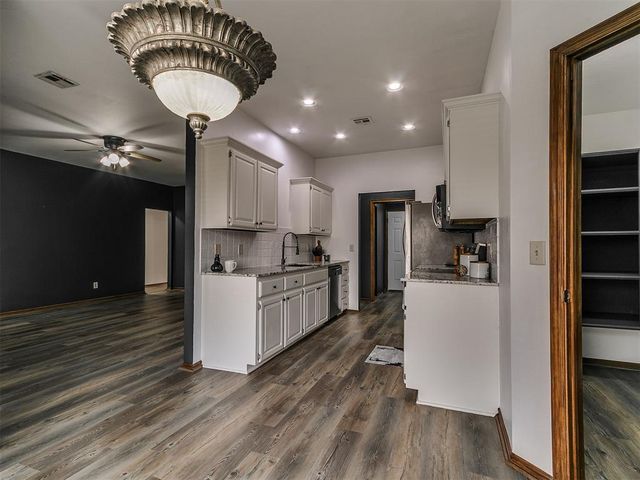 4108 Thorn Burn Place, Oklahoma City, OK 73179