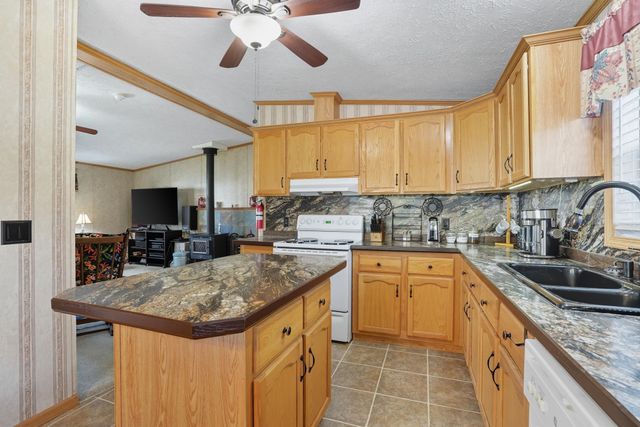 36 Estate Drive, Barrington, NH 03825